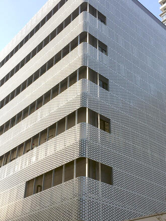 Exterior wall aluminum shade